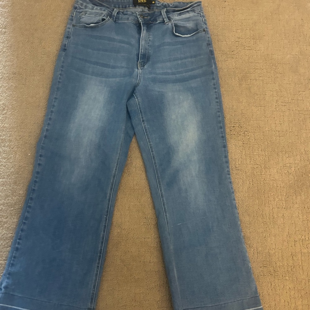 L&B Light Blue Ankle Jeans
